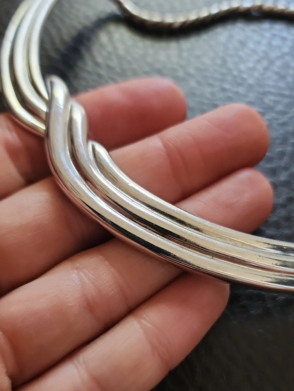 Elegant VTG Monet Silver-Tone Women’s Necklace